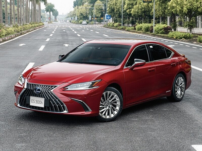 Lexus ES300h