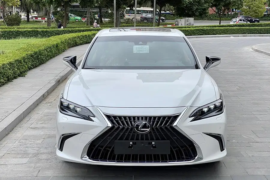 lexus es250 trang bv 1 2klatdo